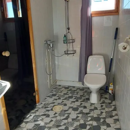 Hallan Alpit A Moekki * Hyrynsalmi